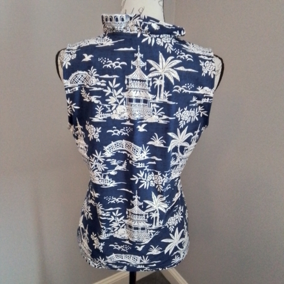 NWT J. McLaughlin Durham Navy & White Tongsai Palms Ruffle Neck Top - M - Picture 3 of 5